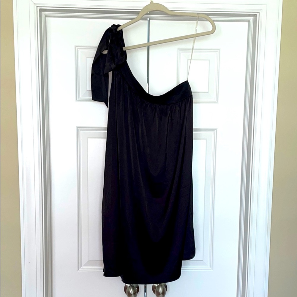 JODIFL Bow Tie Shoulder Dress
